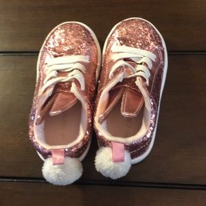 Carter’s Bunny Tennis Shoes Size 6